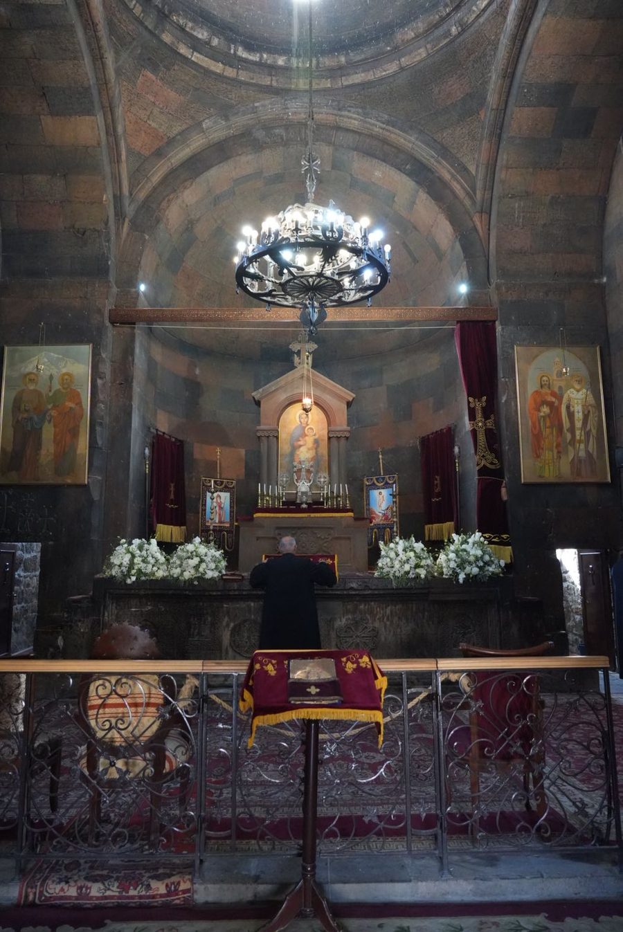 The main altar inside Noravank Monastery