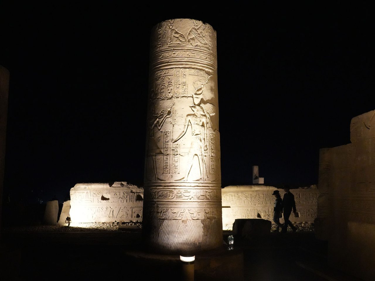 The stunningly lit pharaonic reliefs on a lone column at the Temple of Kom Ombo