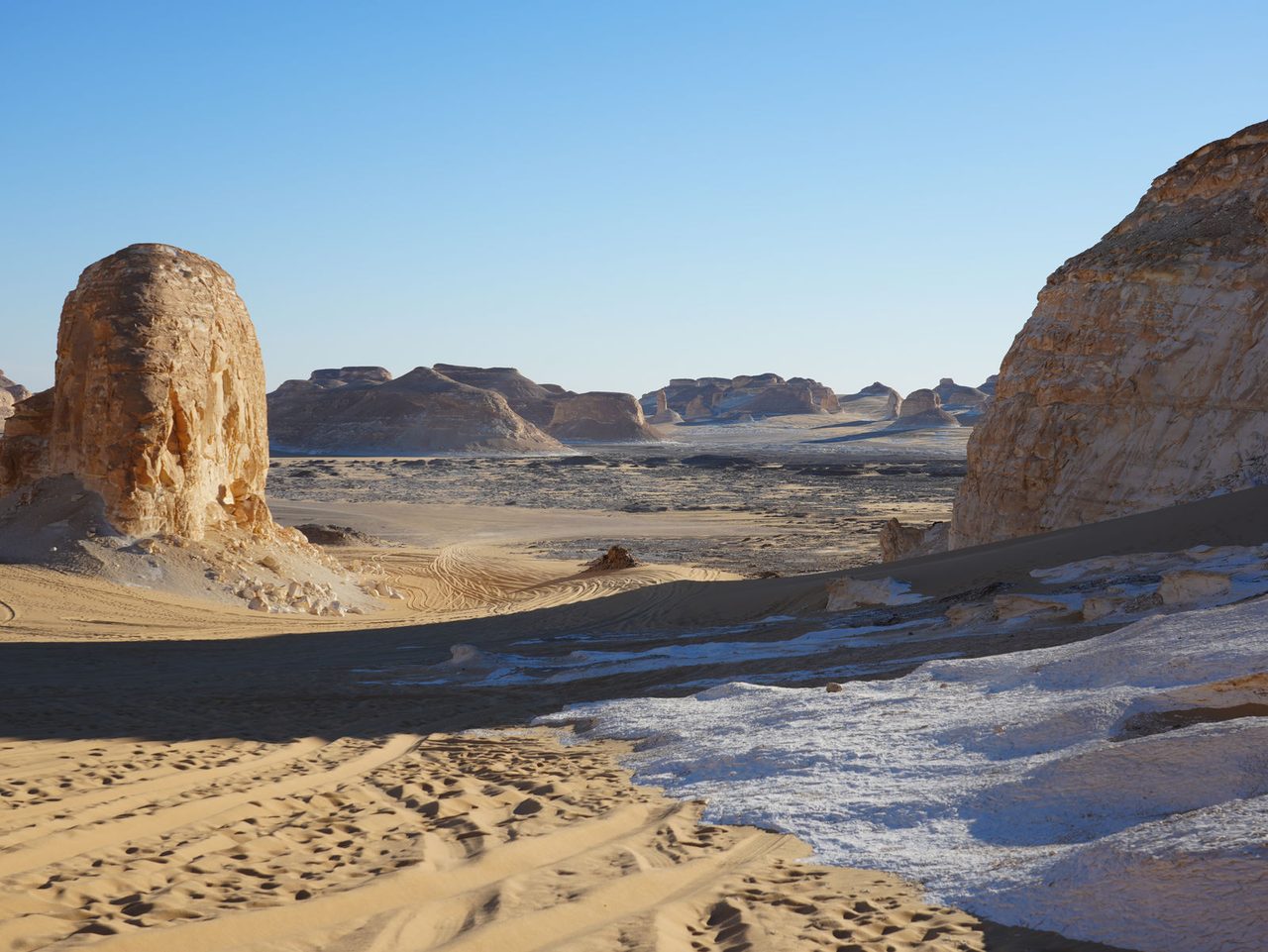The grand entrance to the spectacular valley of Agabat