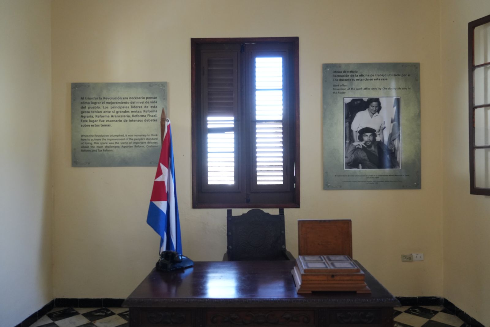 Che Guevara's Office