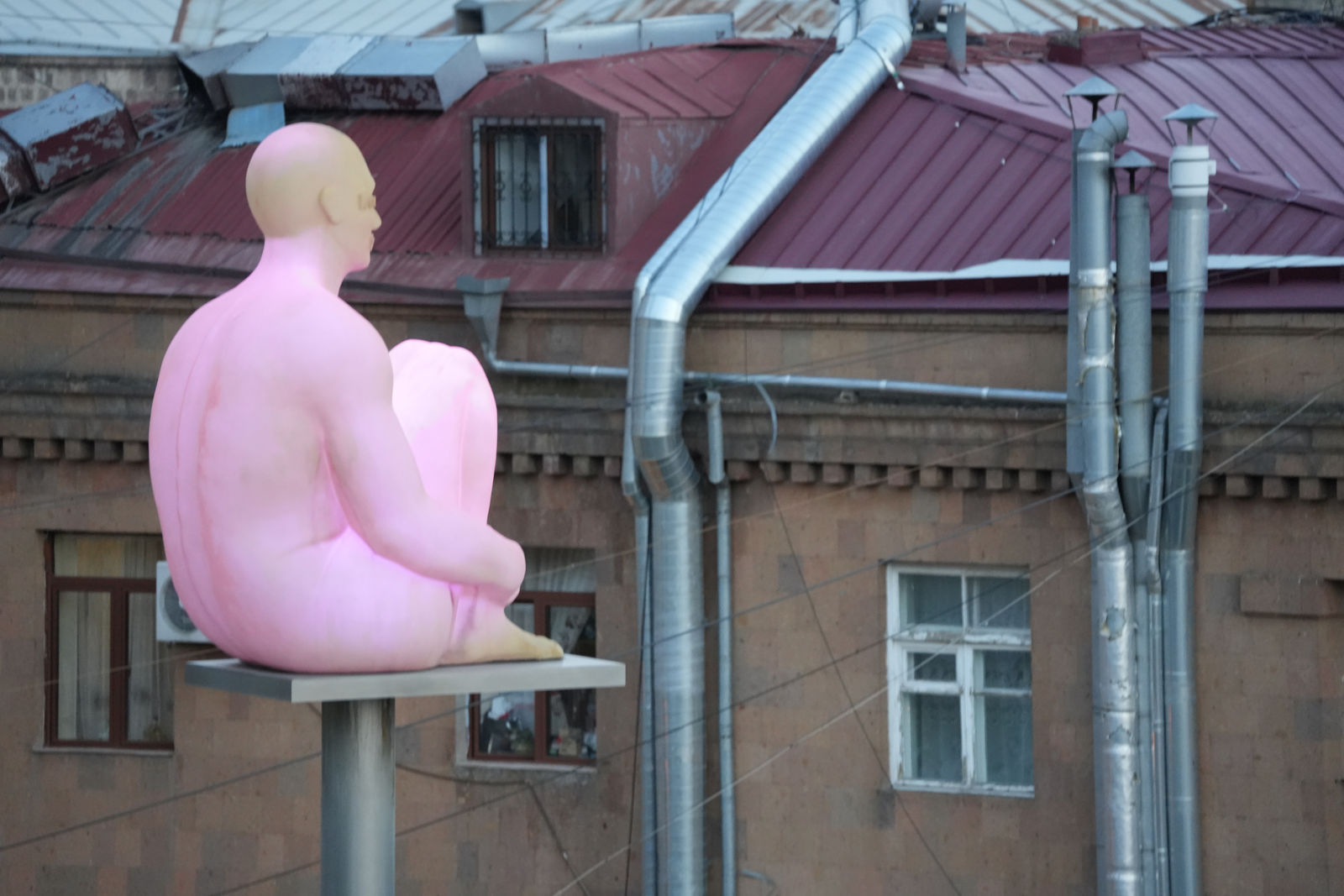 The striking pink sculpture at The Cascade