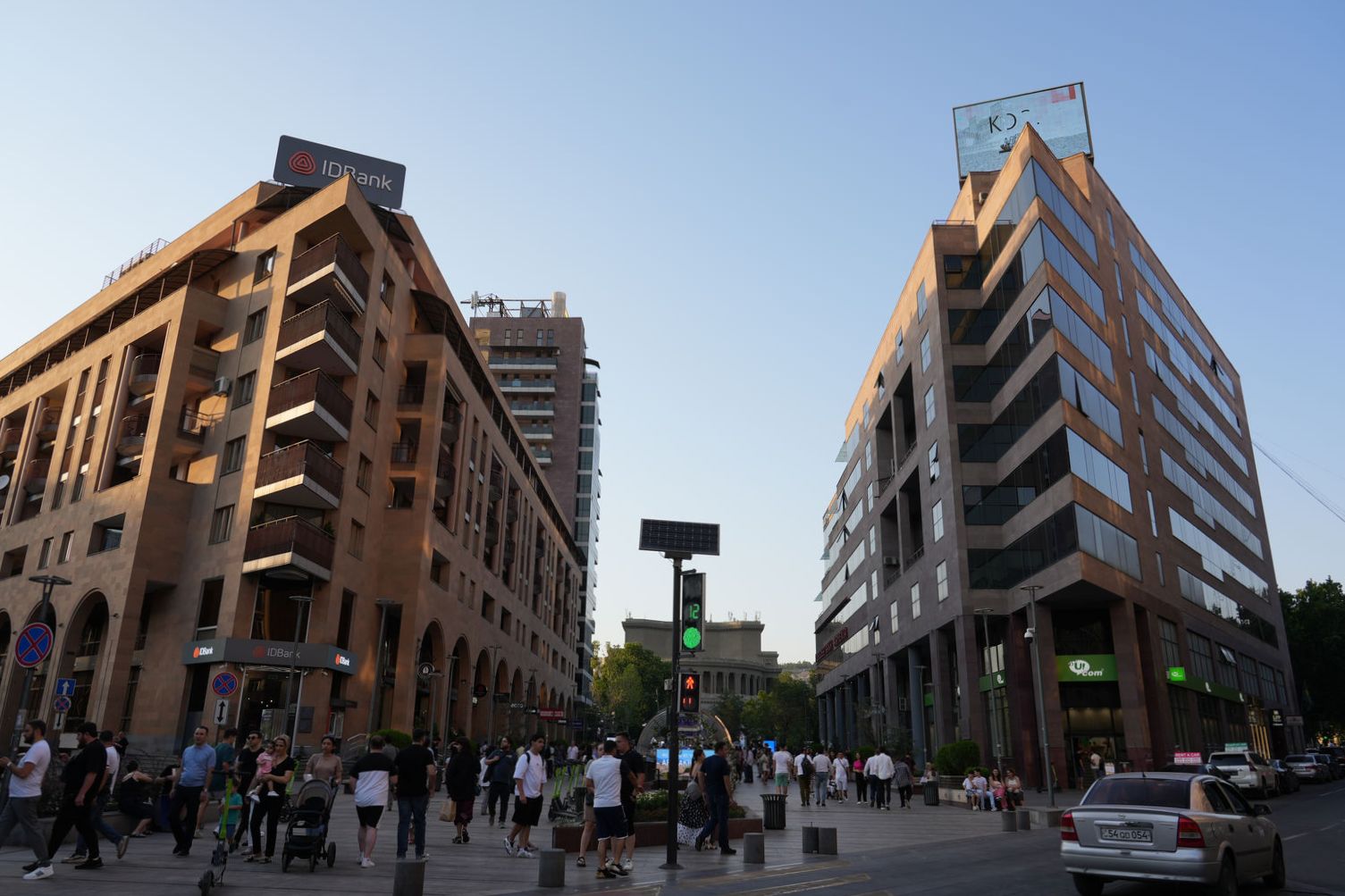 Strolling down Northern Avenue