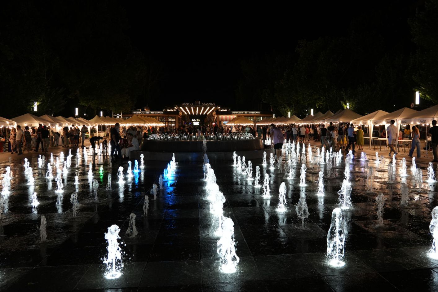 The illuminated fountains at night