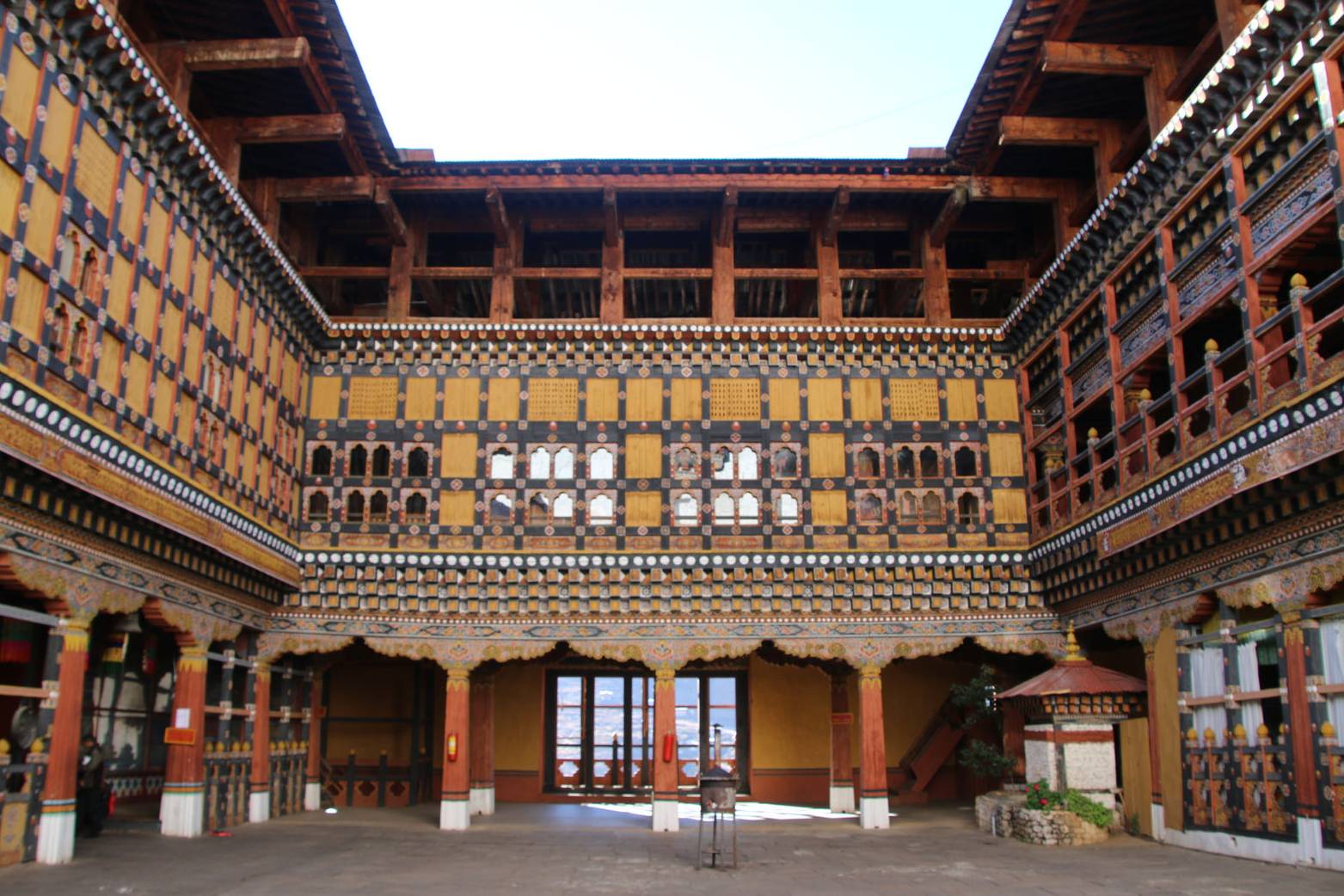 The inner courtyard of Rinpung Dzong