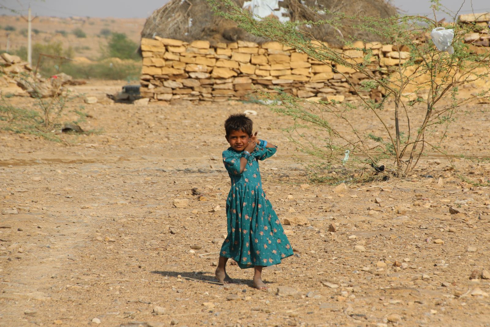 Jaisalmer (A young girl in a desert village)