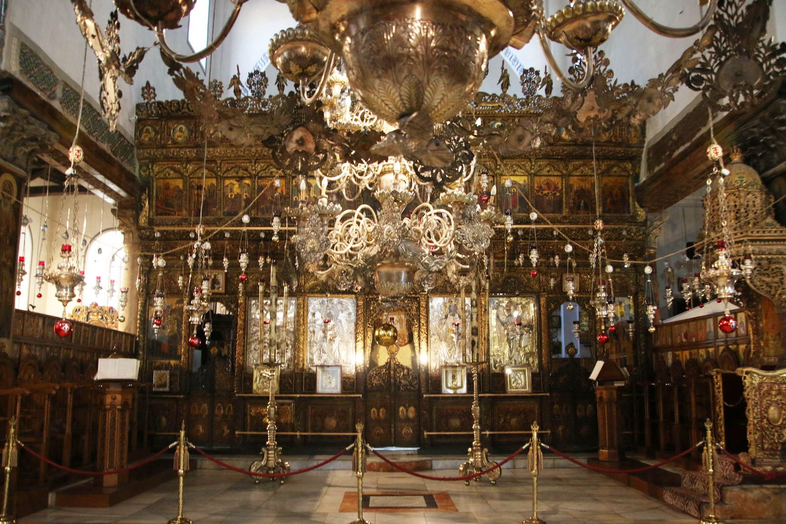 The magnificent iconostasis inside the Church of the Nativity