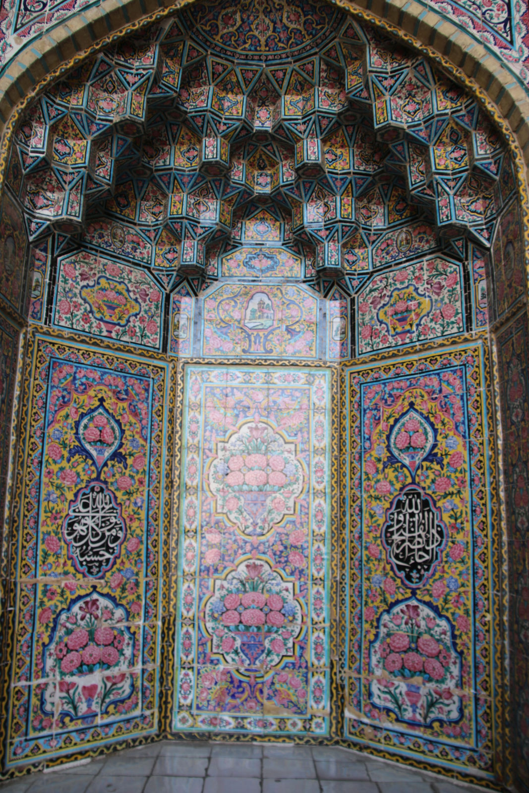 The stunning pink tiles of Nasir al-Mulk Mosque