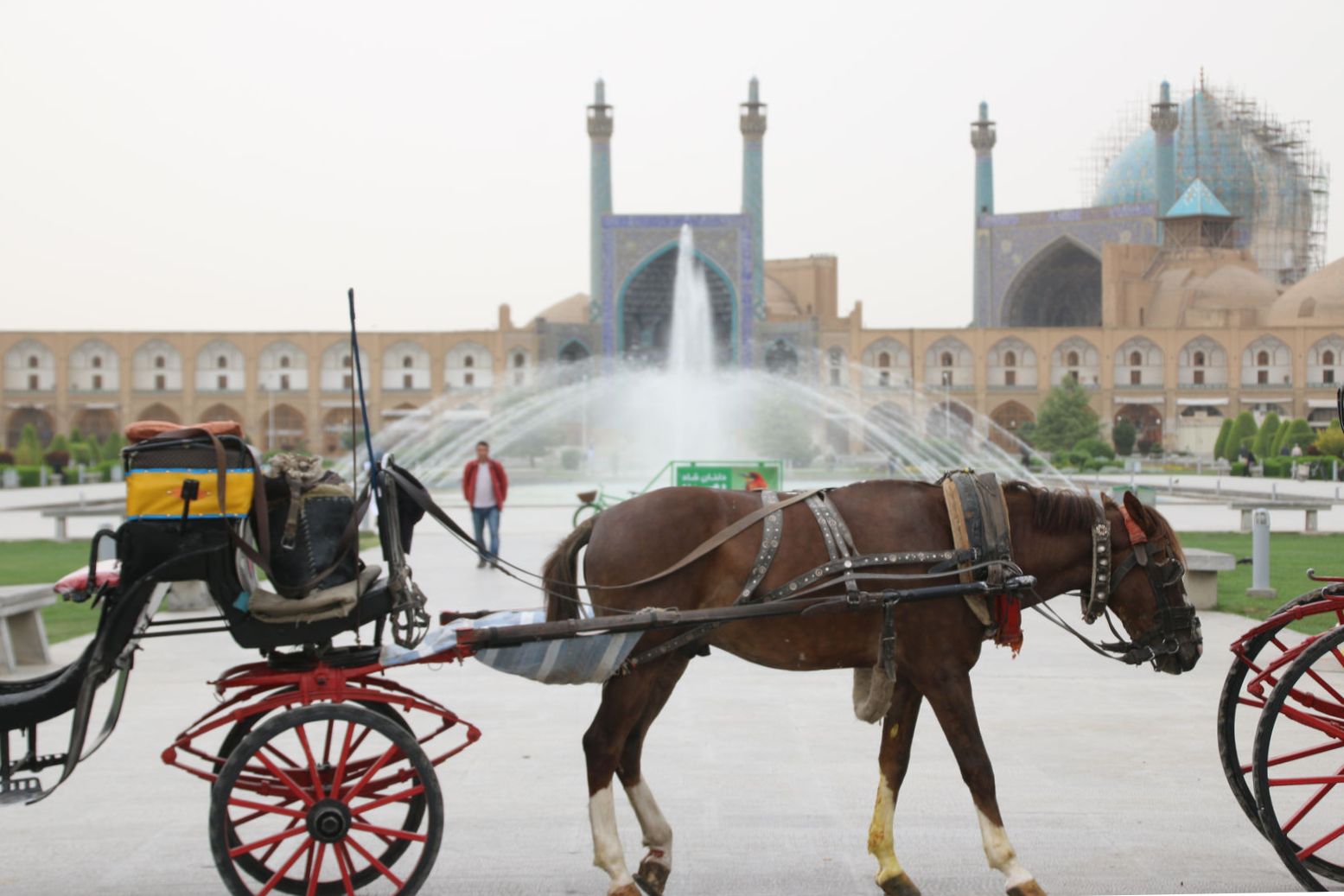 A traditional horse carriage at Naqsh-e Jahan Square