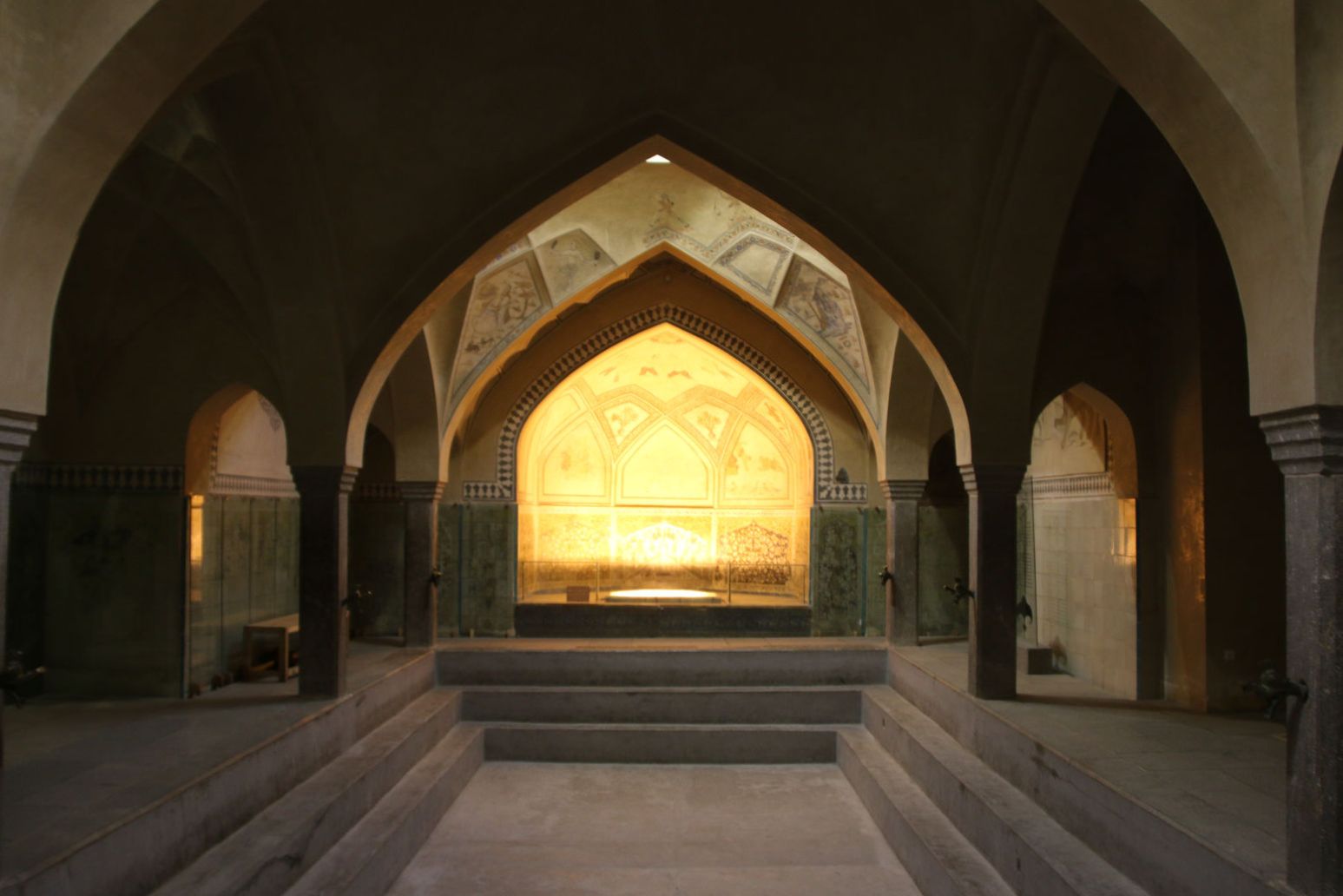 Ali Gholi Agha Hammam
